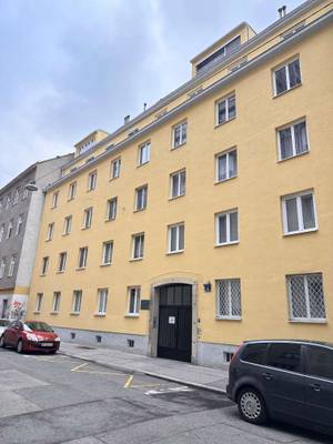 Mietwohnung in zentraler Ruhelage mit Lift und Stellplatz im Innenhof