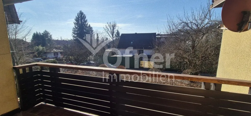 Sonnige 2-Zimmer-Wohnung mit Loggia und Tiefgaragenplatz - Ansicht 3