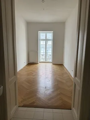 2-Zimmer-Wohnung mieten in Krems an der Donau – 56 m², € 664 – Bild 2 von 7