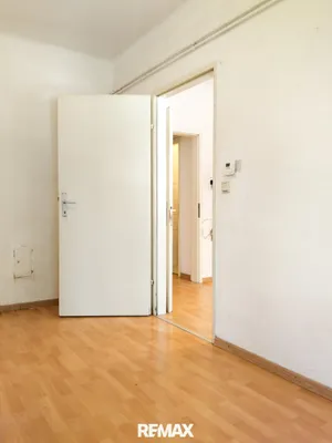 2-Zimmer-Wohnung kaufen in Mödling – 32 m², € 174.000 – Bild 3 von 17