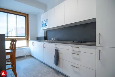 1-Zimmer-Gewerbeimmobilie mieten in Bruck an der Leitha – 24 m², € 386 – Bild 2 von 2