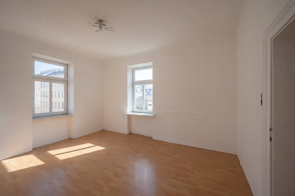 ++NEU++ 3 Zimmer Altbauwohnung (sanierungsbedürftige) - Umbau-Potenzial - Ansicht 3