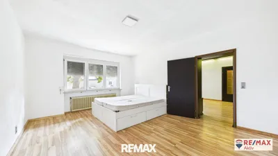 Immobilie kaufen in Gänserndorf – 479 m², € 299.000 – Bild 1 von 33