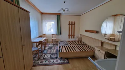 7-Zimmer-Haus kaufen in Krems Land – 148 m², € 300.000 – Bild 9 von 43
