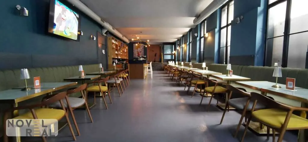 Top-Restaurant & Bar in Bestlage - komplett eingerichtet und sofort startklar - Ansicht 2
