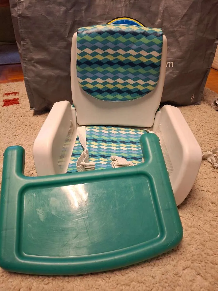 Hochstuhl für Unterwegs, € 18,- (4020 Linz)