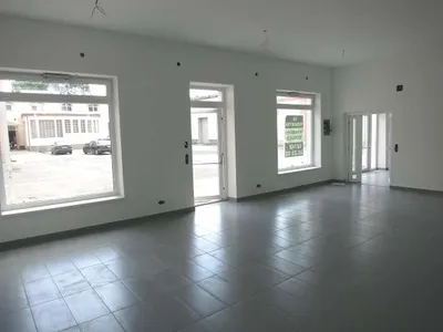 Gewerbeimmobilie mieten in Neusiedl am See – 75 m², € 754 – Bild 1 von 13