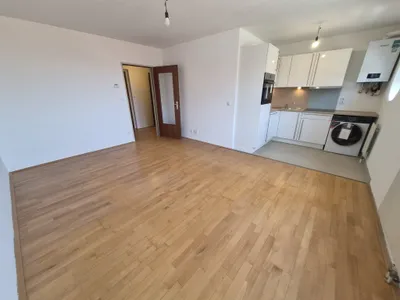 SCHÖNE 2 ZIMMER-WOHNUNG NÄHE U4 MEIDLING!