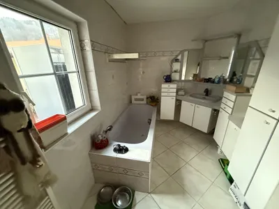 Haus kaufen in Amstetten – 190 m², € 249.000 – Bild 2 von 14