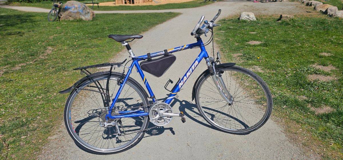 Deore 28 Zoll Nakita 7900 Trekkingrad / Crossbike 24 Gang Shimano V-Brake  Gepcktrger Schutz,  120,- (9020 Klagenfurt) - willhaben