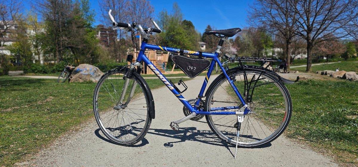 Deore 28 Zoll Nakita 7900 Trekkingrad / Crossbike 24 Gang Shimano V-Brake  Gepcktrger Schutz,  120,- (9020 Klagenfurt) - willhaben