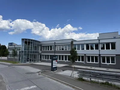 2-Zimmer-Gewerbeimmobilie mieten in Weiz – 115 m², € 1.210 – Bild 10 von 11