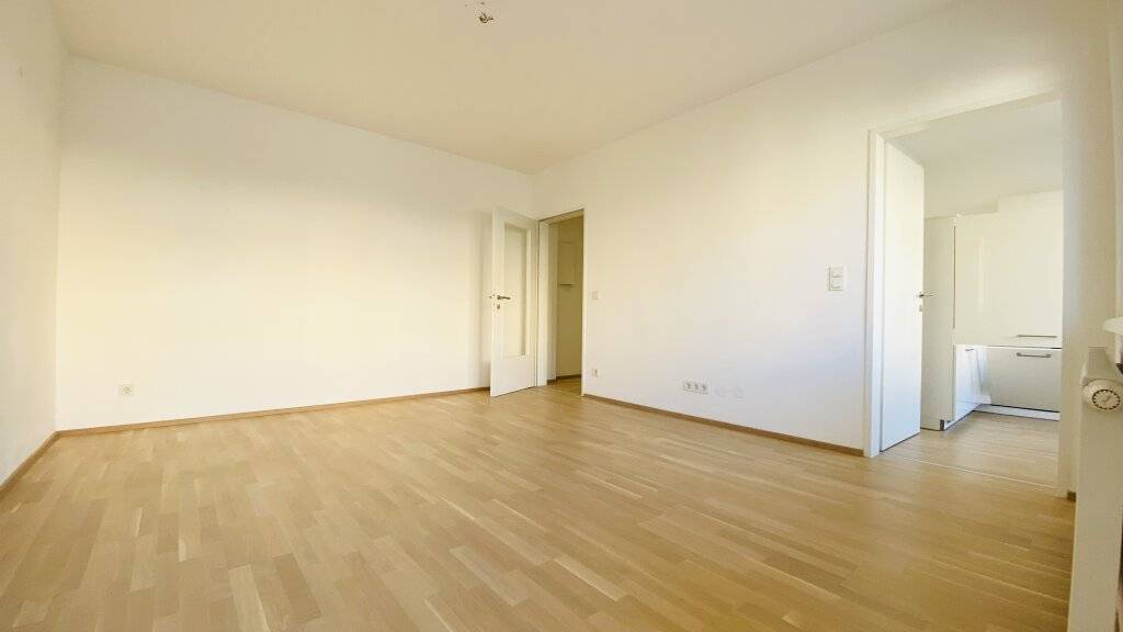 Gemütliche 2,5 Zimmerwohnung mit Loggia in Zentrumsnähe - Ansicht 3