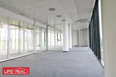 Gewerbeimmobilie mieten in Linz – 558 m², € 9.243 – Bild 9 von 27
