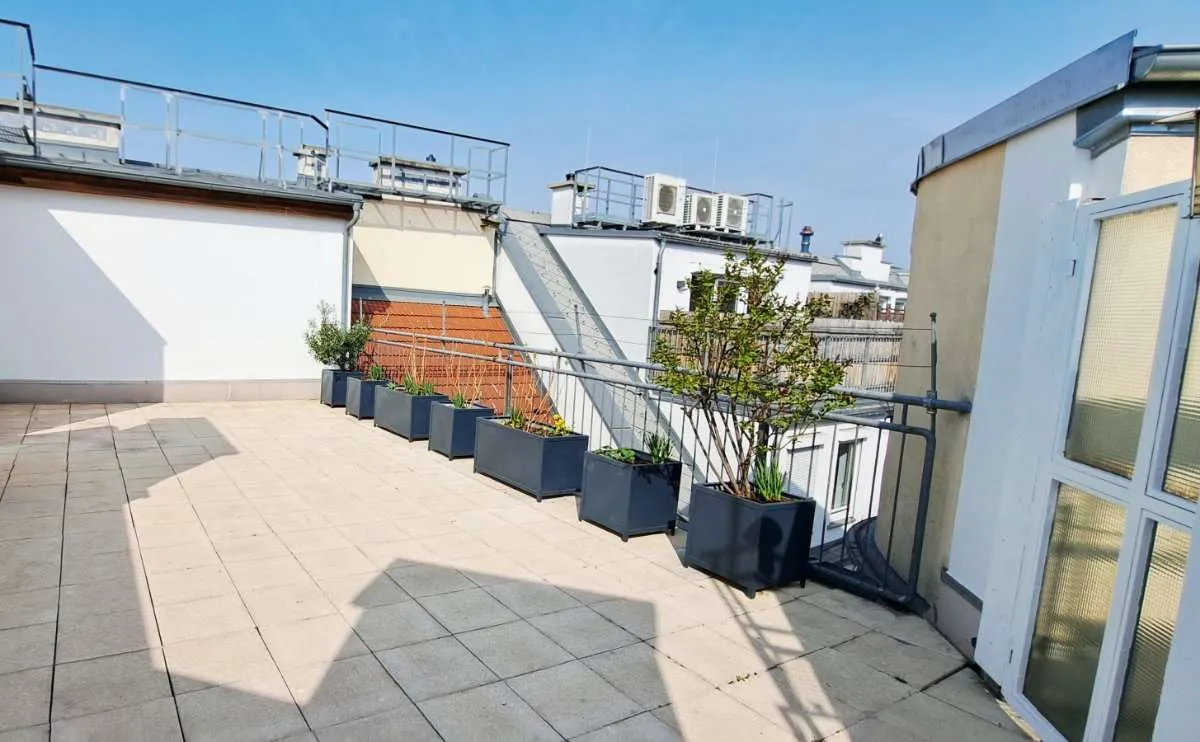 Apartment in Wien, Michelbeuern, Katastralgemeinde Alsergrund - Ansicht 2