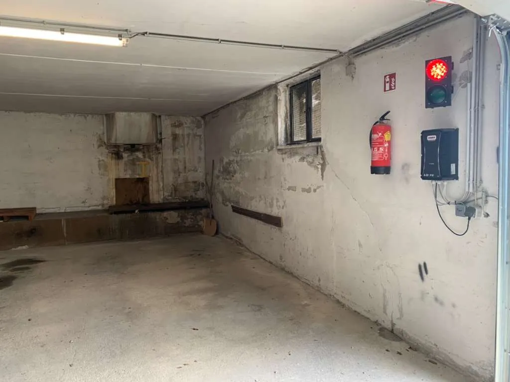 Garage - Einstellplatz - Gemeinschaftsgarage - Ansicht 2