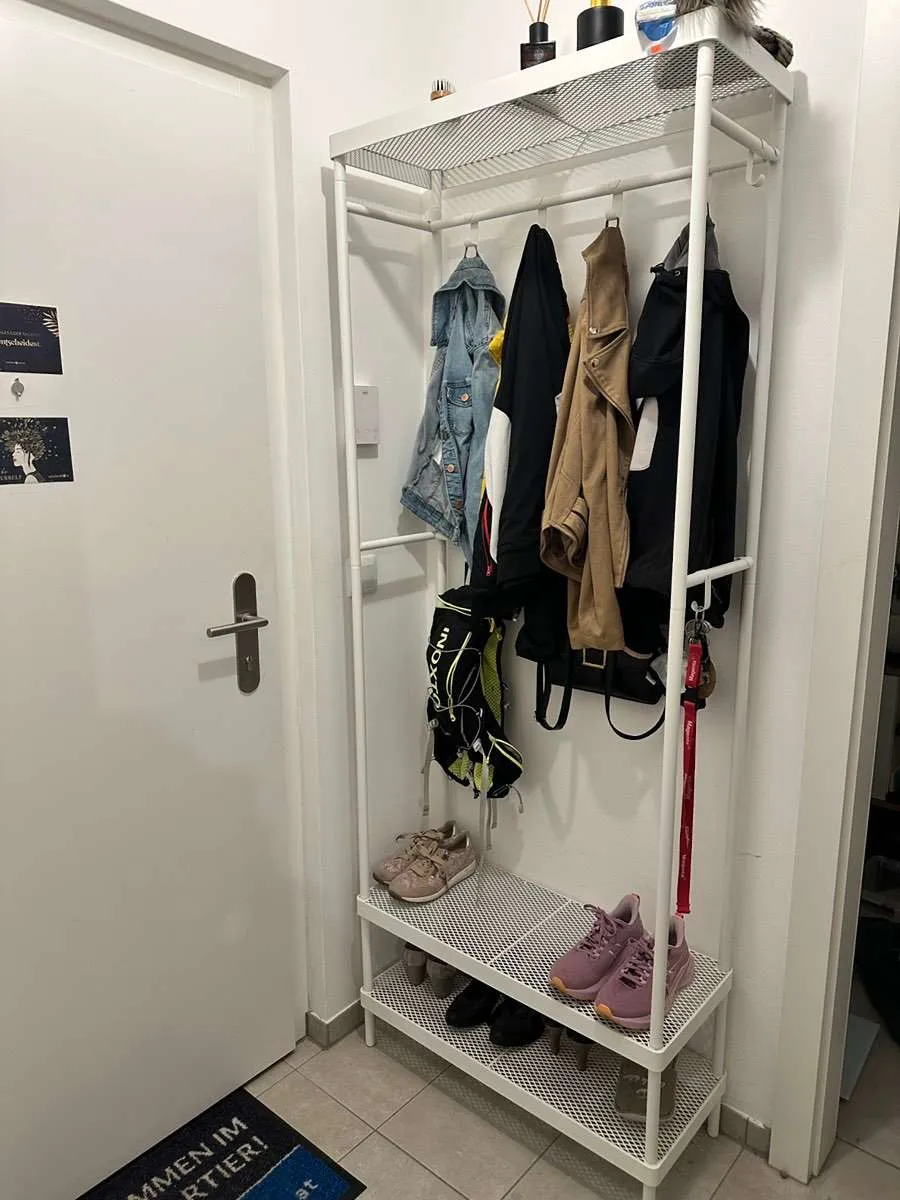 Garderobe IKEA weiß, € 25,- (8055 Graz)