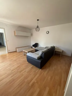 2-Zimmer-Wohnung mieten in Wiener Neustadt – 64 m², € 815 – Bild 2 von 5