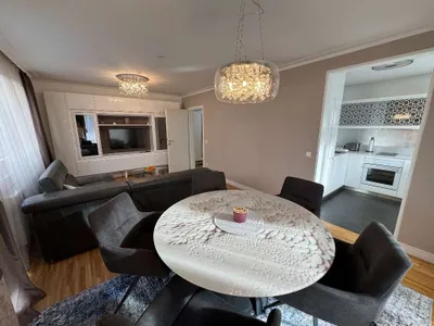 Moderne vollmöbelierte 2-Zimmerwohnung mit Balkon im schönen Sonnwendviertel! – Bild 3