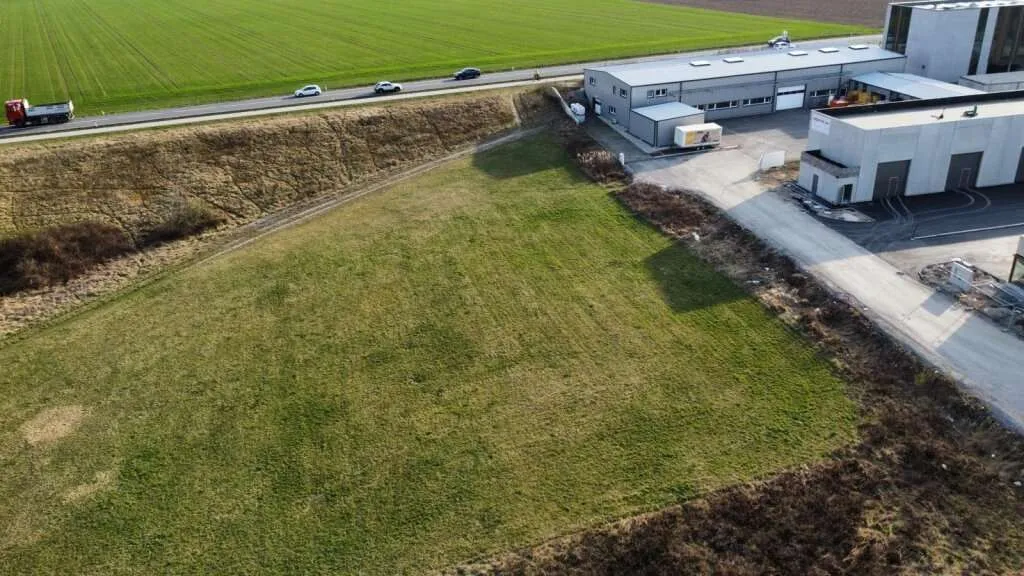 Top-Gewerbegrund MB in Asten ca. 5.348 m² - starten Sie hier Ihren Unternehmensstandort - Ansicht 3