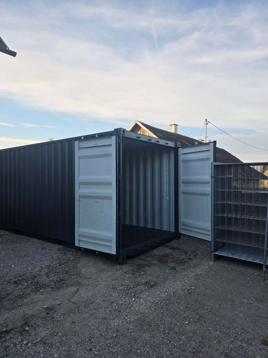 Lagercontainer 14 m² in Enns mieten - Lagerraum / Selfstorage - 24/7 Zugang - Ansicht 3