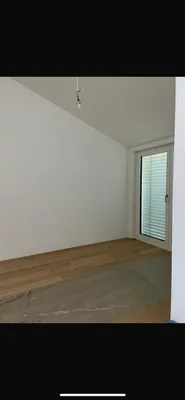 Nachmieter gesucht - Neuwertige 2 Zimmer DG Wohnung mit Terrasse, U3-Nähe – Bild 2
