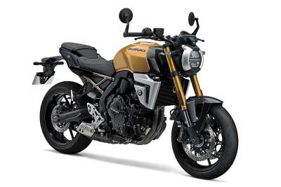 Suzuki GSX 8T; Aktion