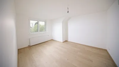 4-Zimmer-Wohnung kaufen in Wiener Neustadt – 98,73 m², € 239.000 – Bild 11 von 16