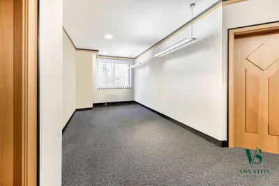 Gewerbeimmobilie mieten in Kitzbühel – 172 m², € 3.800 – Bild 3 von 17
