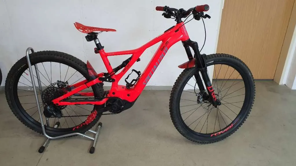 exceed mountainbike Canyon CF SLX 8 Mountain Bike - 2023, X-Small LensFeature_Mirrored TOUROLL S2 Citybike (Laufradgröße: Color:photo country hardtail combining the