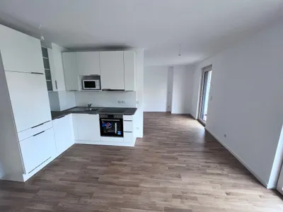 1210! Hübsche Garconniere mit Balkon! – Bild 2