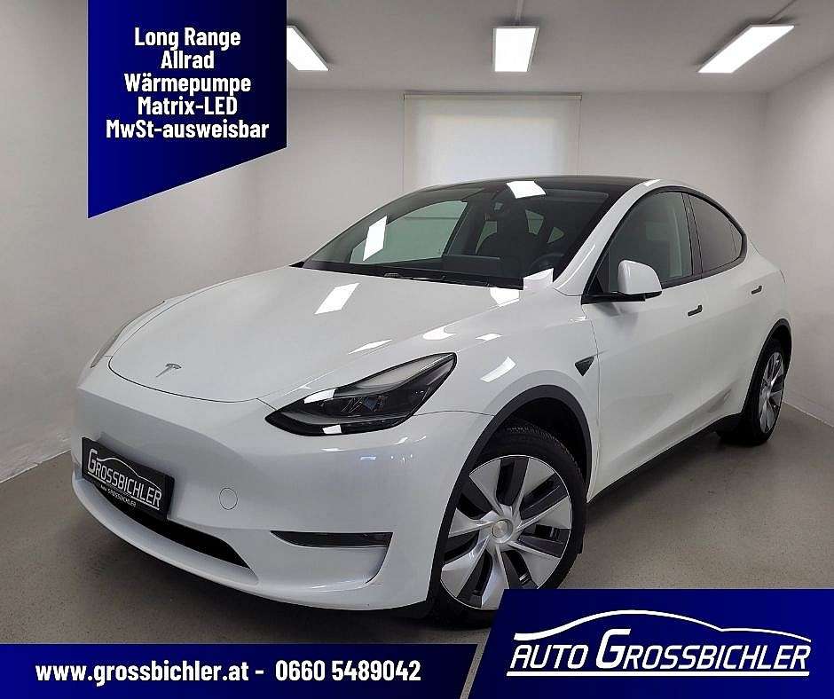 Tesla Model Y Long Range AWD 75kWh, LEASINGFÄHIG, Jahreswagen,Mwst. ausw. Allrad, Autopulot, Panoramadach SUV / Geländewagen