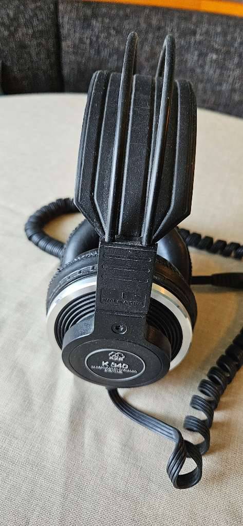 Used AKG K340 Headphones for Sale | HifiShark.com