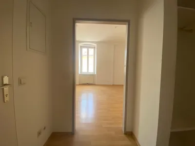 Wohnung mieten in Klagenfurt – 40 m², € 595 – Bild 2 von 8