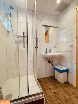 9-Zimmer-Immobilie kaufen in Gmunden – 165 m², € 1.270.000 – Bild 10 von 28