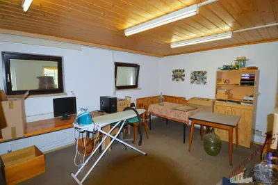 13-Zimmer-Gewerbeimmobilie kaufen in Neunkirchen – 318,6 m², € 520.000 – Bild 43 von 61