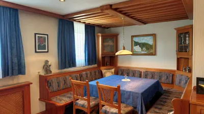 11-Zimmer-Haus kaufen in Neunkirchen – 300 m², € 589.000 – Bild 24 von 36