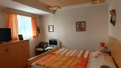 11-Zimmer-Haus kaufen in Neunkirchen – 300 m², € 589.000 – Bild 26 von 36