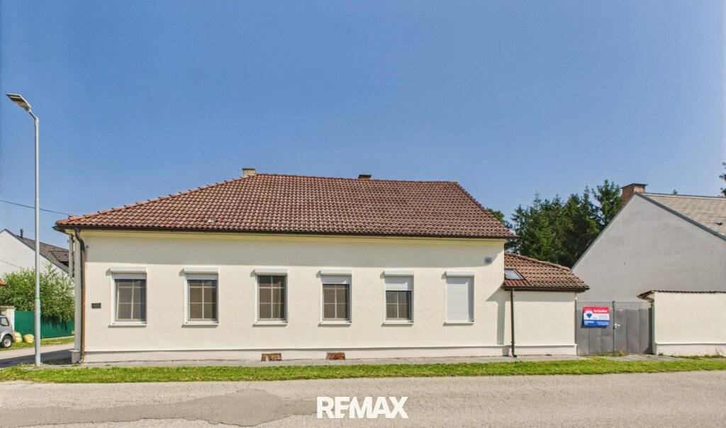 Charmantes Einfamilienhaus mit viel Potenzial in Neunkirchen, zu kaufen!, Neunkirchen