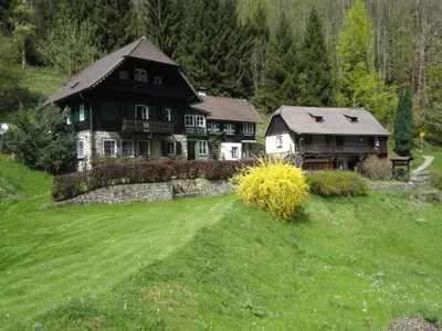 9-Zimmer-Haus kaufen in Gmunden – 180 m² – Bild 2 von 6