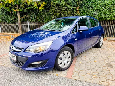 Opel Astra 1.4 mit Pickerl