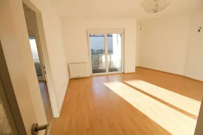 2-Zimmer-Wohnung mieten in Klagenfurt – 54 m², € 842 – Bild 2 von 12