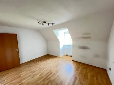 1-Zimmer-Wohnung mieten in Steyr – 28 m², € 320 – Bild 2 von 8