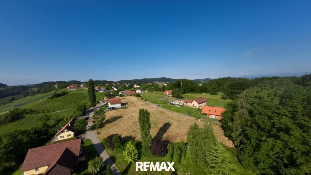 Wohnen wo andere Urlaub machen - Grundstücke am Graßnitzberg in ruhiger Lage zu verkaufen - Ansicht 3