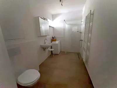 2-Zimmer-Wohnung mieten in Gmunden – 53,49 m², € 704 – Bild 5 von 8