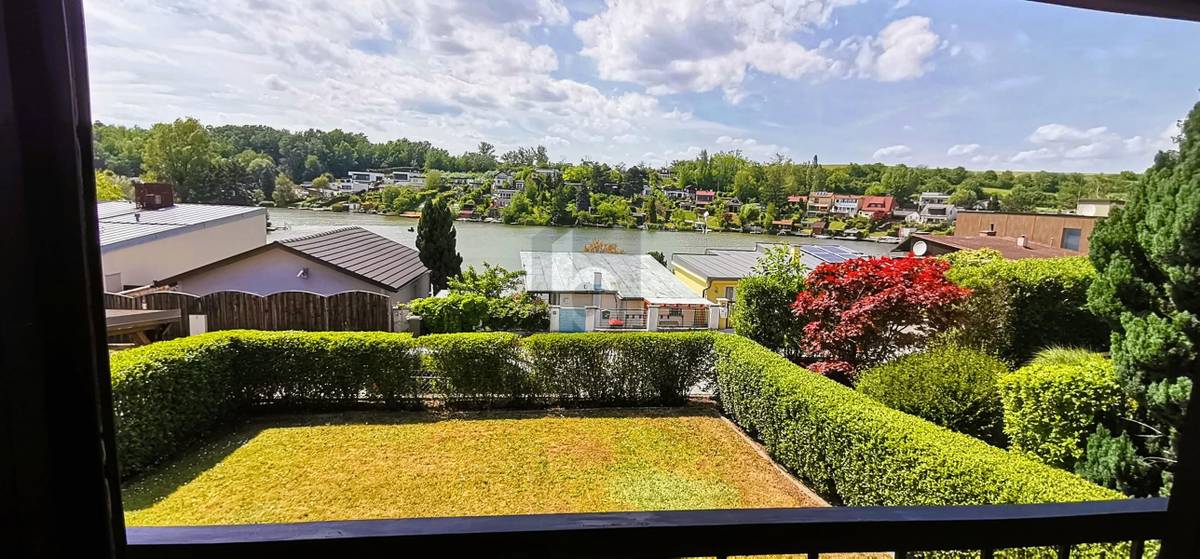 TINYHOUSE MIT ATEMBERAUBENDEM SEEBLICK, Pöttsching