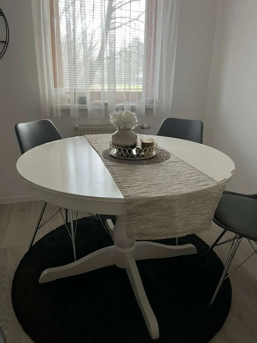Ikea Esstisch rund ausziehbar Ingatorp, € 45,- (1220 Wien)
