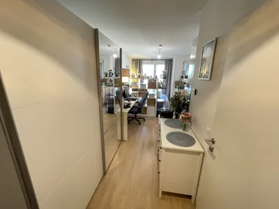Moderne 1-Zimmer-Wohnung mit Loggia, Einbauküche & Fußbodenheizung in 1200 Wien! – Bild 3