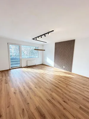4-Zimmer-Wohnung mieten in Kufstein – 110 m², € 1.950 – Bild 2 von 9