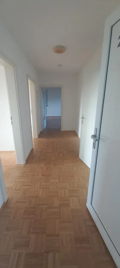 Preding - Erlensiedlung 4/6: 3 Zimmerwohnung mit Balkon und Carport! - Ansicht 3